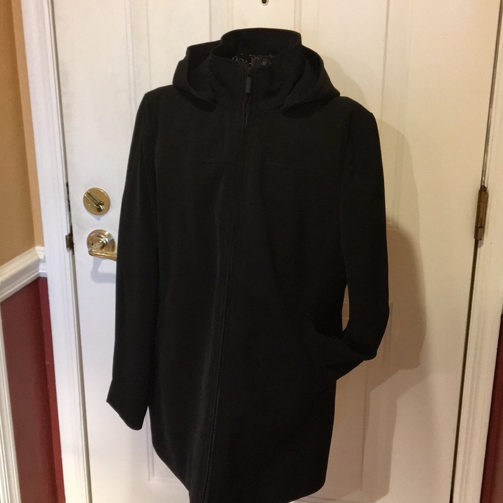 Calvin Klein 3/4 length coat like new, warm